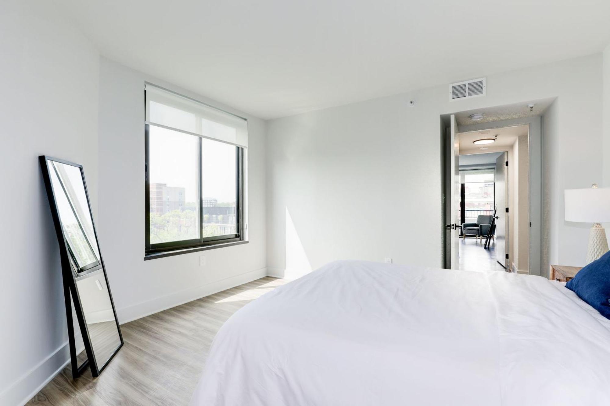 2Br Comfort Apartment In Prime Location Arlington Ngoại thất bức ảnh