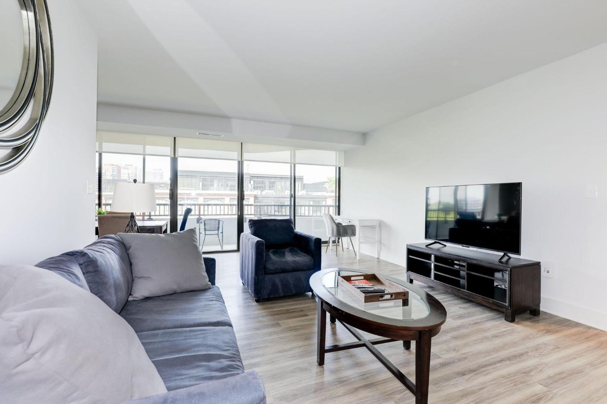 2Br Comfort Apartment In Prime Location Arlington Ngoại thất bức ảnh