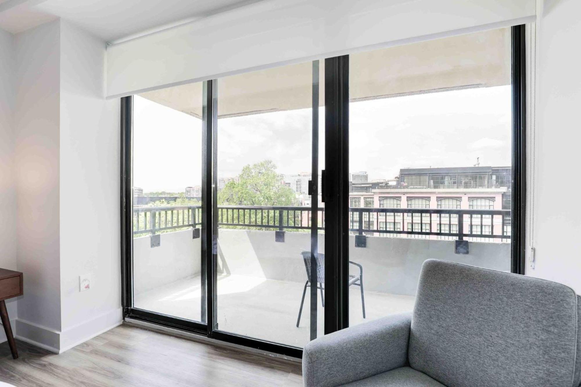 2Br Comfort Apartment In Prime Location Arlington Ngoại thất bức ảnh